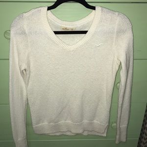 White v-neck Holister sweater - women’s xs